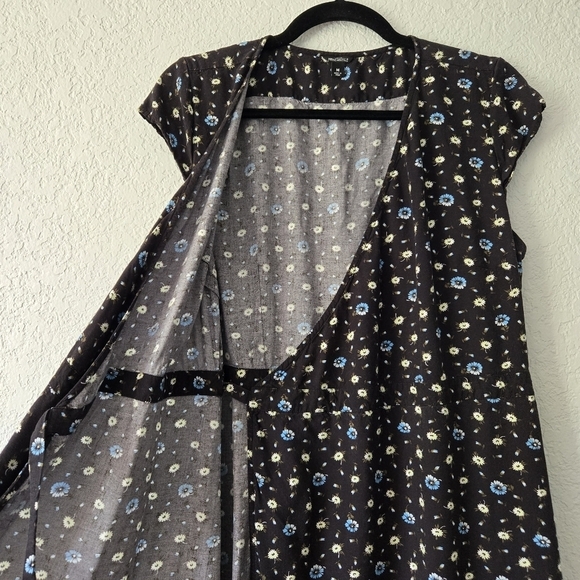 J‎ Crew M Dark Floral Midi Short Sleeve Wrap Dress Vneck - Picture 5 of 9